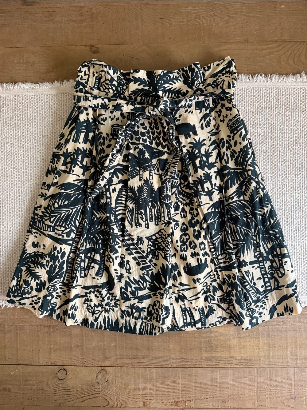 Corey Lynn Calter Anthopologie Cream & Dark Navy Printed Paperbag Waist Skirt